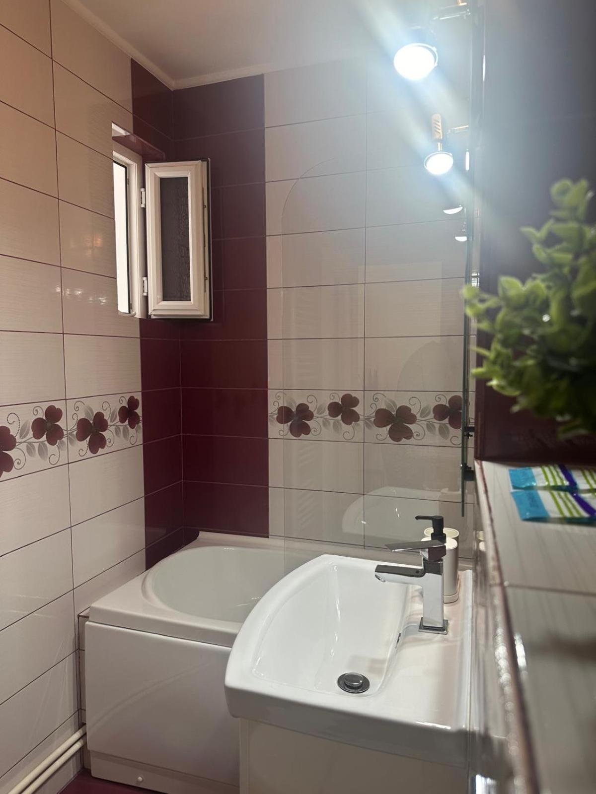 Apartament 2 Cam Cetate Alba Iulia Ngoại thất bức ảnh